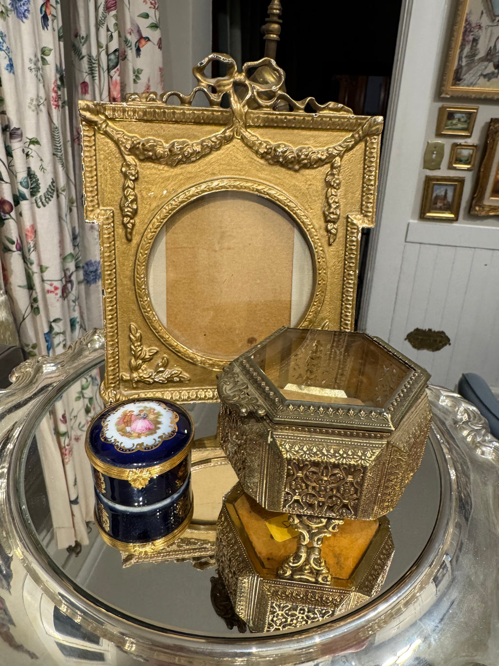 Antique frame with ormolu bow and kickstand